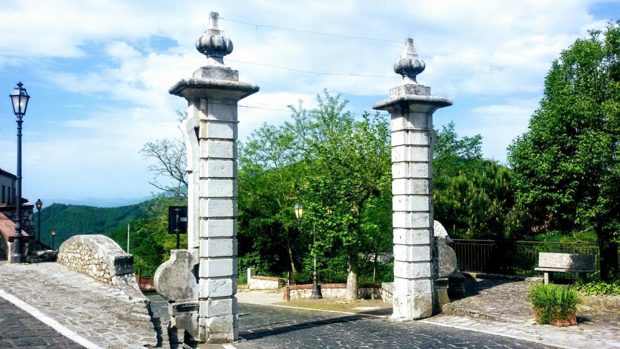 B&B Le Colonne Montefusco Ngoại thất bức ảnh