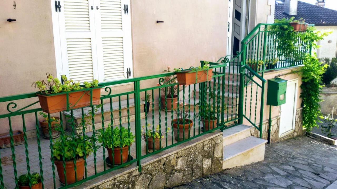 B&B Le Colonne Montefusco Ngoại thất bức ảnh