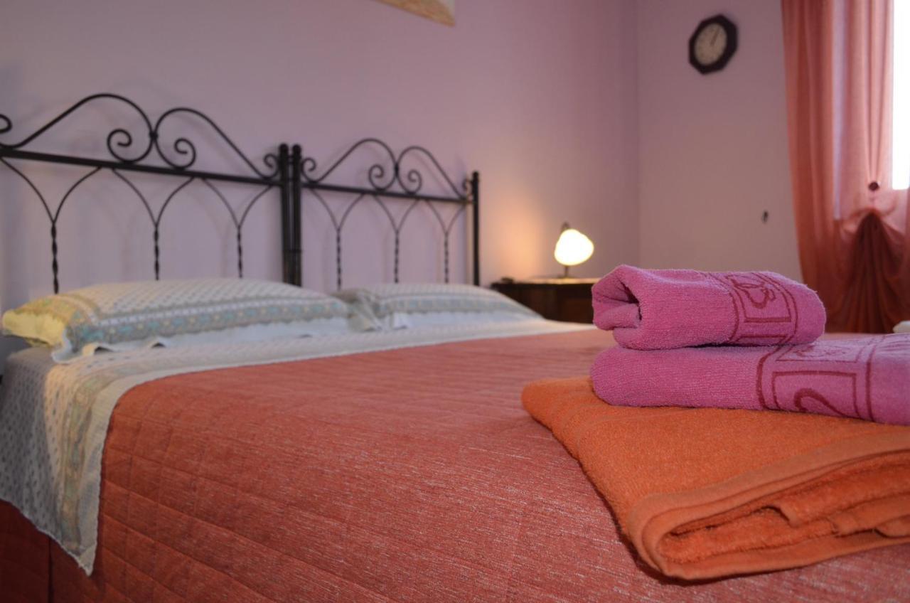 B&B Le Colonne Montefusco Ngoại thất bức ảnh