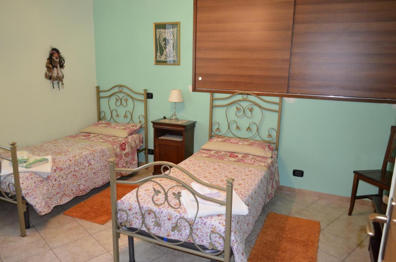 B&B Le Colonne Montefusco Ngoại thất bức ảnh