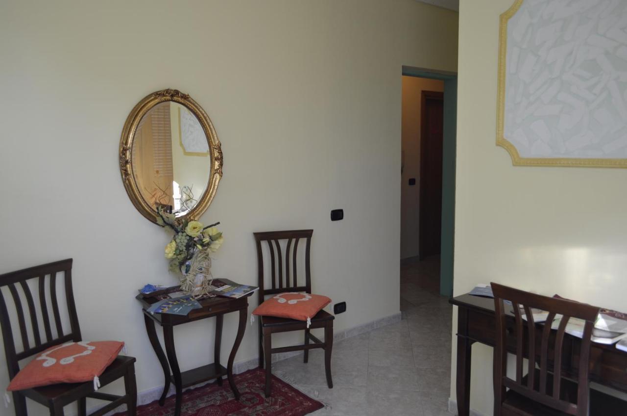B&B Le Colonne Montefusco Ngoại thất bức ảnh
