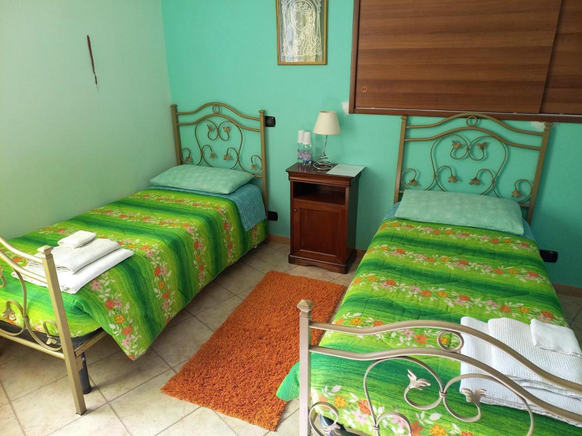 B&B Le Colonne Montefusco Ngoại thất bức ảnh